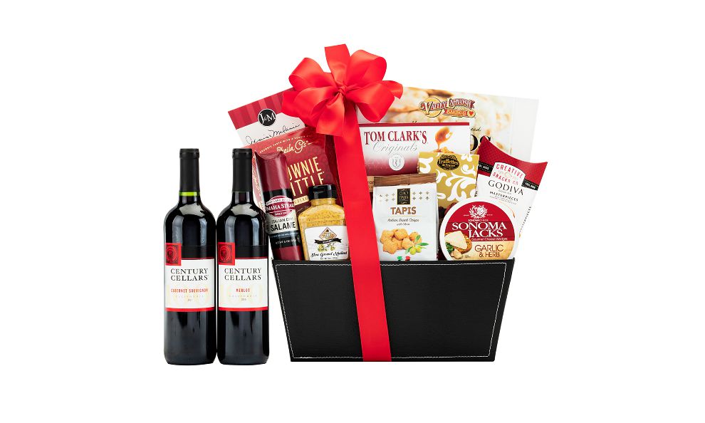 Century Cellars Duet Red Wine Gift Basket
