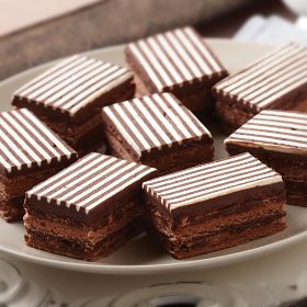 Chocolate Mousse Torte