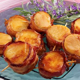 1 (9.5 oz. tray) Jumbo Bacon-Wrapped Scallops, appetizer food, party appetizer, unique appetizer, party food appetizer