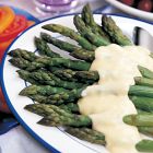 Asparagus Spears With Hollandaise Sauce