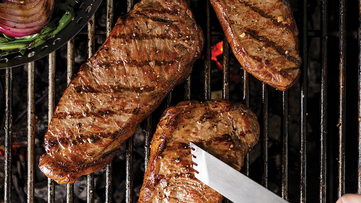 How to Grill Steaks Perfectly For Beginners – Omaha Steaks