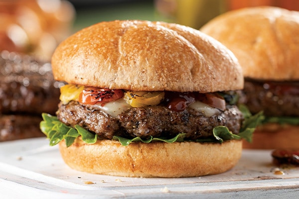 https://www.omahasteaks.com/blog/wp-content/uploads/2023/04/os-burgers_600x400.jpg