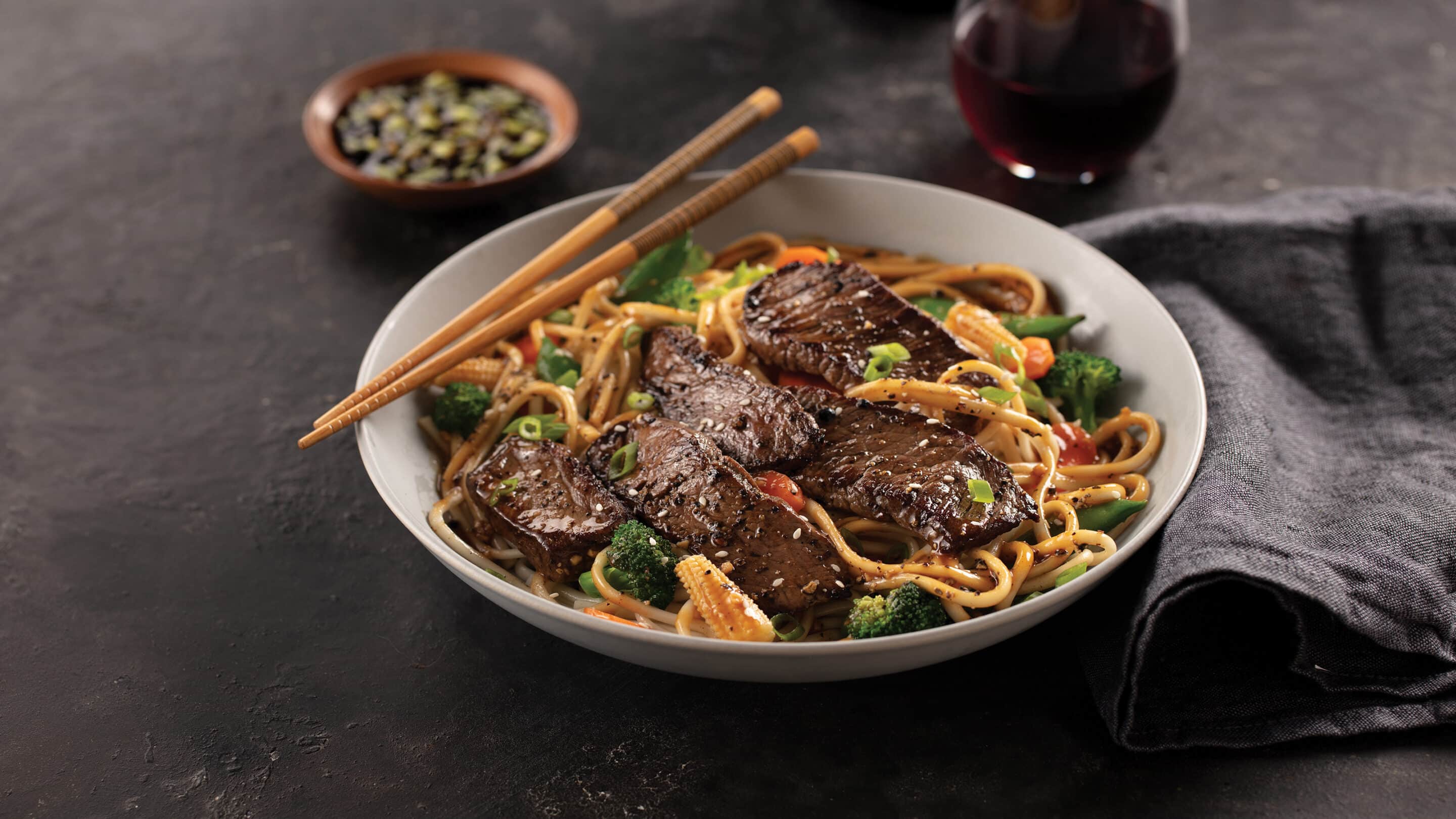 blogwp_easy asian stirfry asian stir fry with top sirloin steak in a bowl