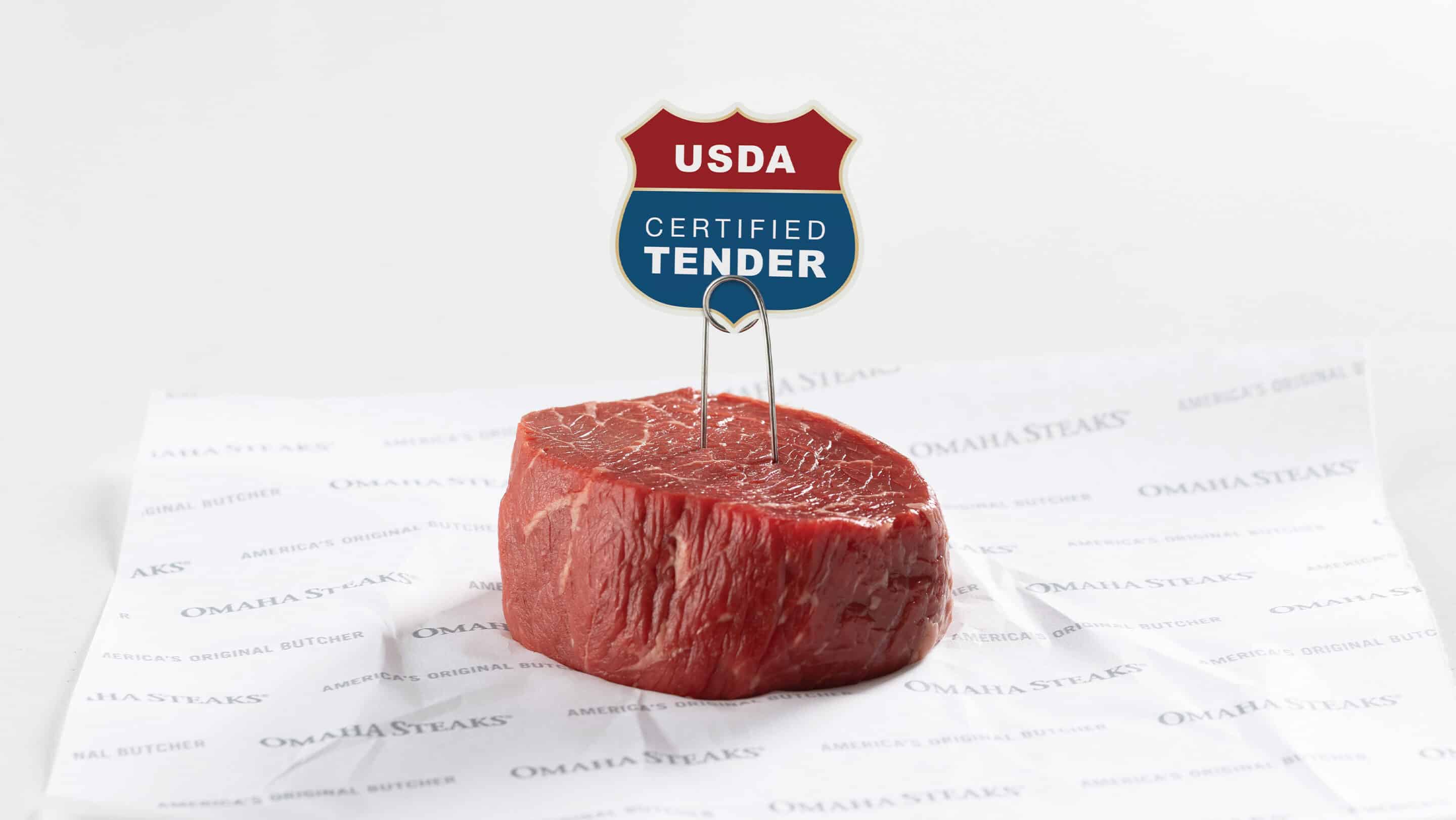 Pulled pork mac 'n cheese in a white bowl