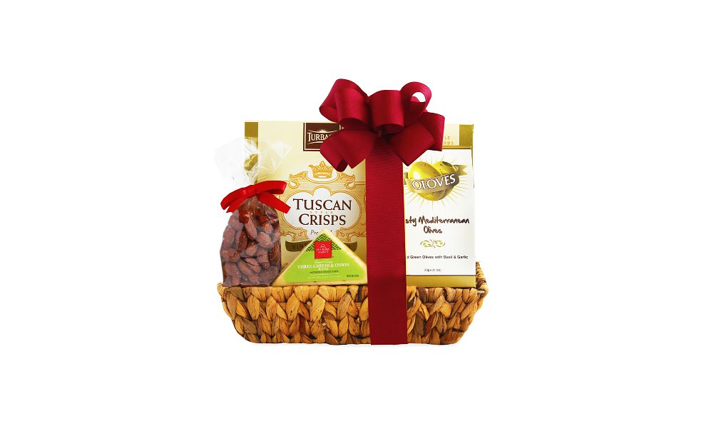 Cheese & Snacks Gift Basket Omaha Steaks