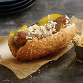 8 (4 oz.) Gourmet Bratwurst