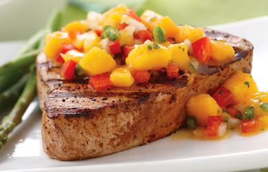 Grilled Ahi Tuna with fresh Mango Salsa