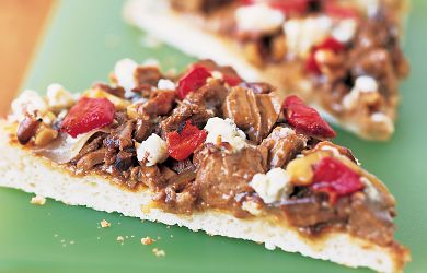Quick Beef & Caramelized Onion Pizza